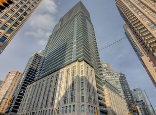 955 Bay St #2913, Toronto, ON M5S 0C6