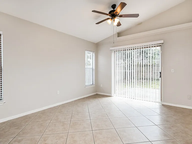10832 Rushwood Way — Photo 10
