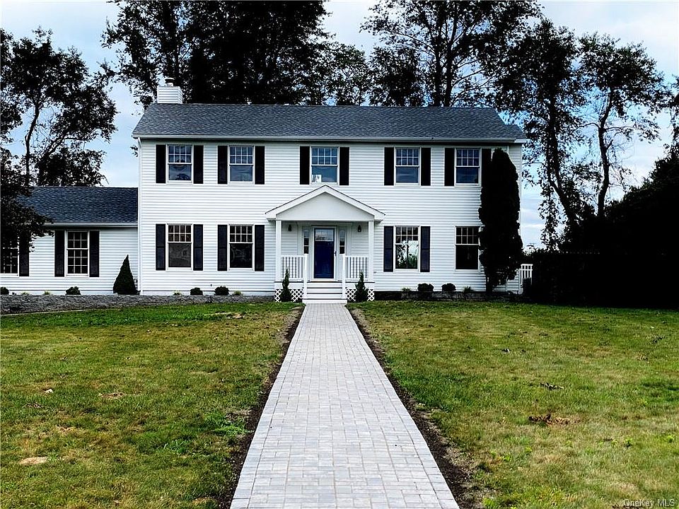 1st image of 10 Vine Ln