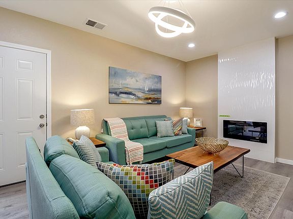 3rd image of 33775 Sinsbury Way
