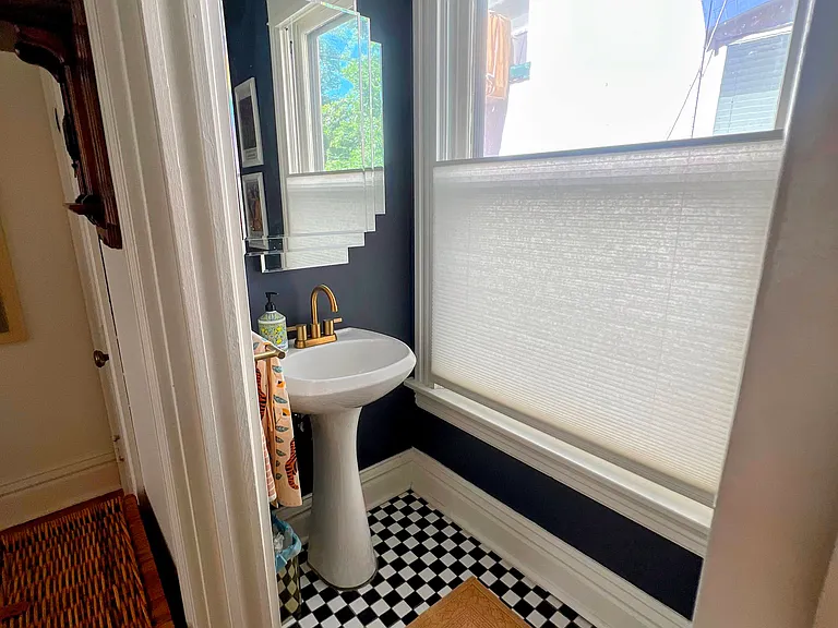 2135 E 12th Ave — Photo 11