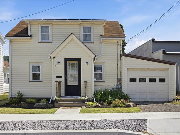 2nd image of 25 Spruce St