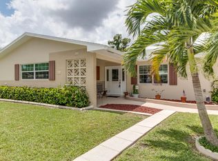 91 W Mango Rd, Lake Worth, FL 33467