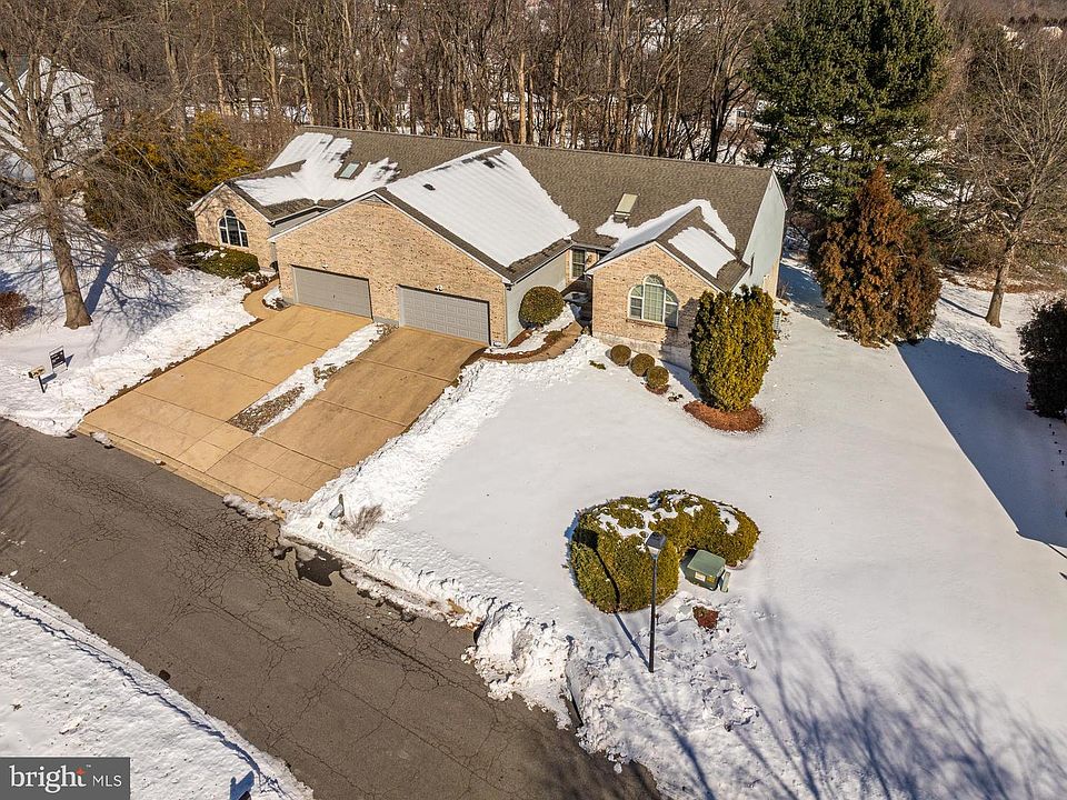 1st image of 24 Eynon Ct