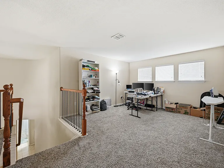 11945 Henderson Dr — Photo 14