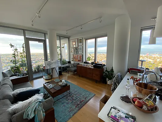 Rented by Corcoran | media 34