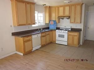 4th image of 7880 Deerhaven Way