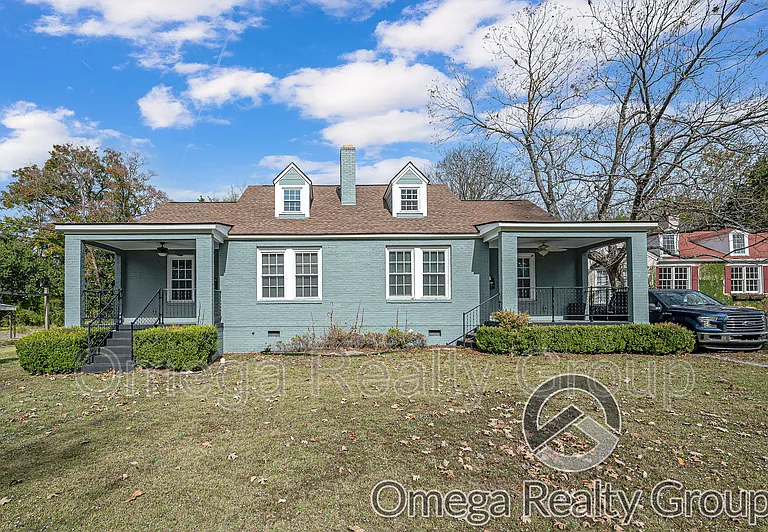 1347 Felder Ave — Photo 1