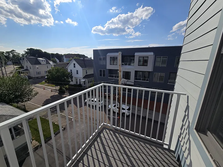 151 Hancock St #16 — Photo 25