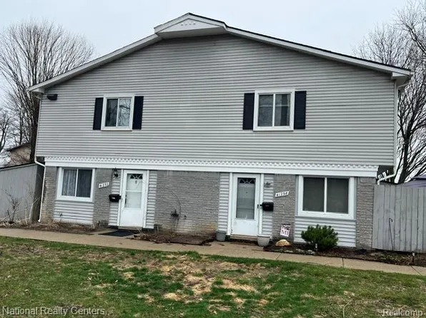 41292 N Woodbury Green Dr, Belleville, MI 48111