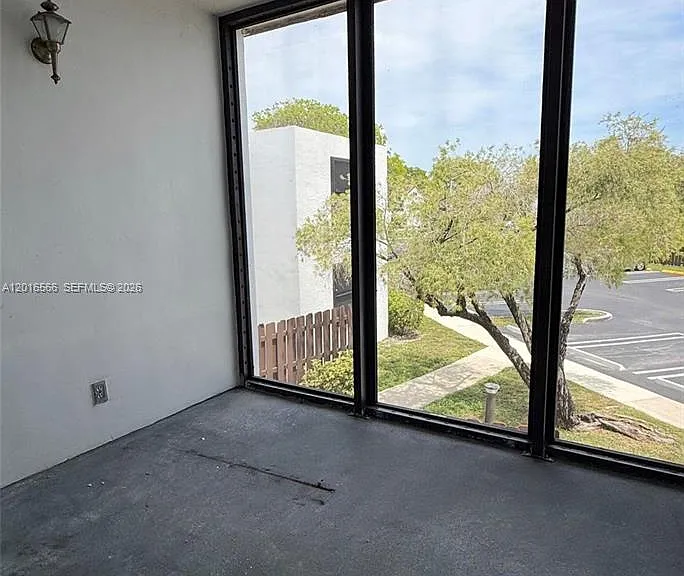 216 Lake Pointe Dr #223 — Photo 7