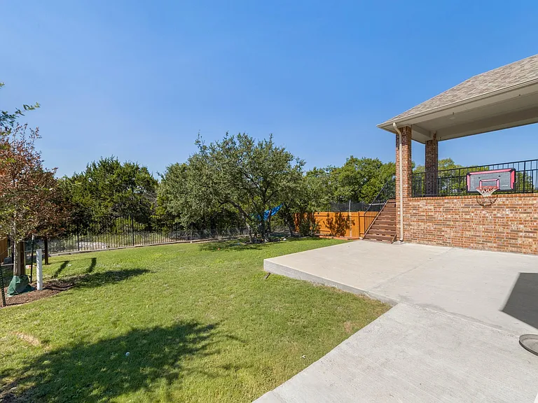 Huge patio with beautiful views