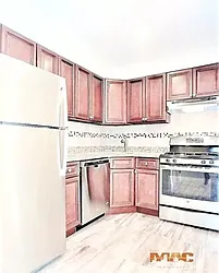 Rented by MAC Realty NY