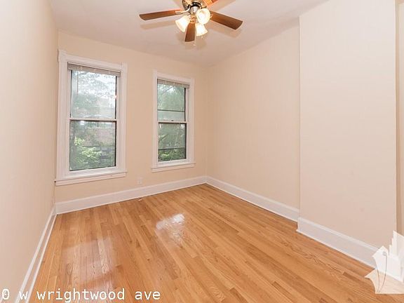 5th image of 1210 W Wrightwood Ave #1621