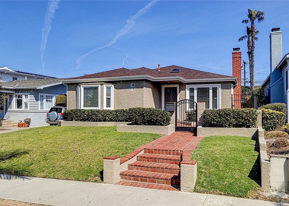 1st image of 229 Avenue D