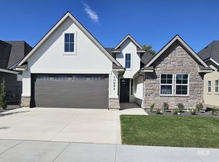 10692 W Bell Fountain Dr, Star, ID 83669