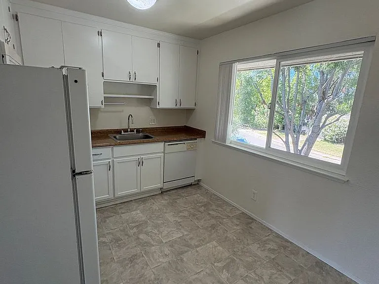 6047 Woodminster Cir #27 — Photo 3