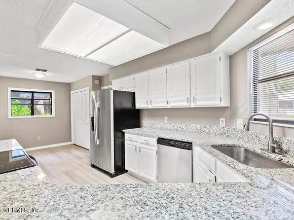 3604 HEATHWOOD Court, Jacksonville, FL 32277