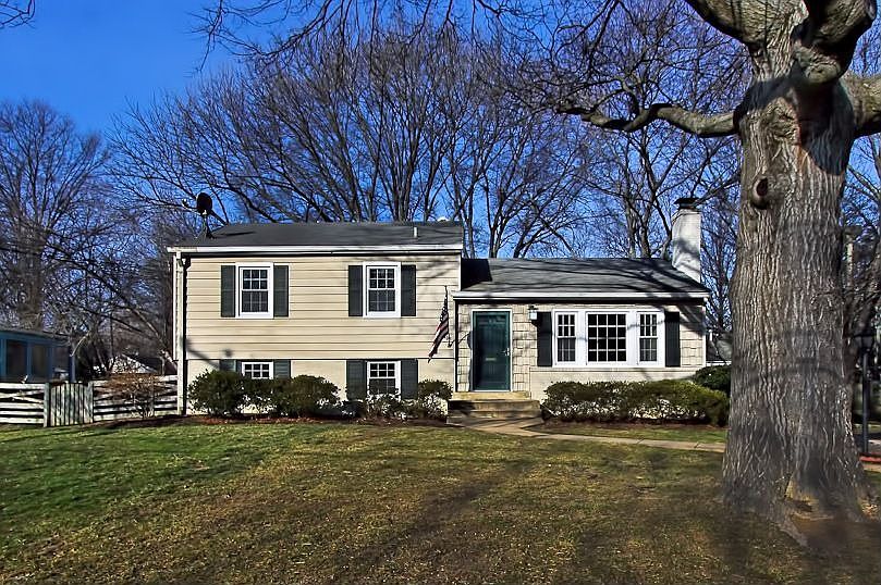 1st image of 8408 Crowley Pl