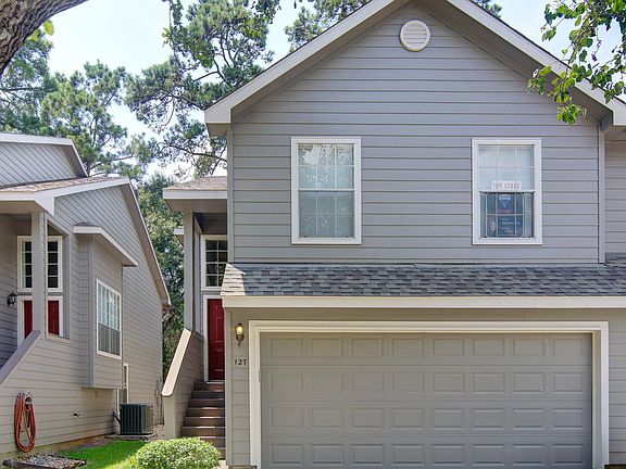 2nd image of 127 N Villa Oaks Dr