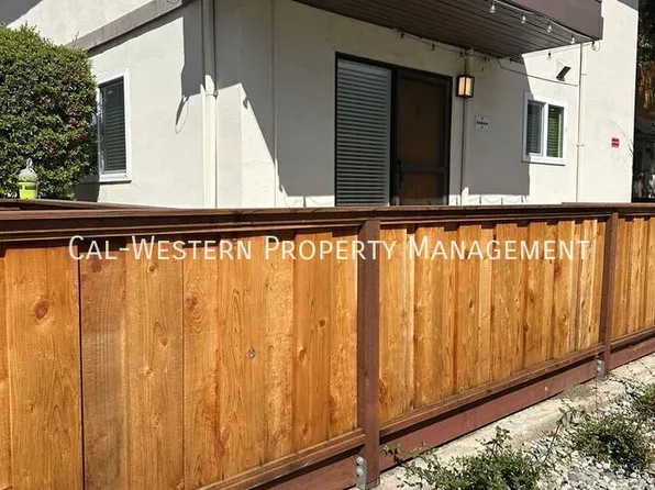 139 Hawthorne Ave APT A, Palo Alto, CA 94301