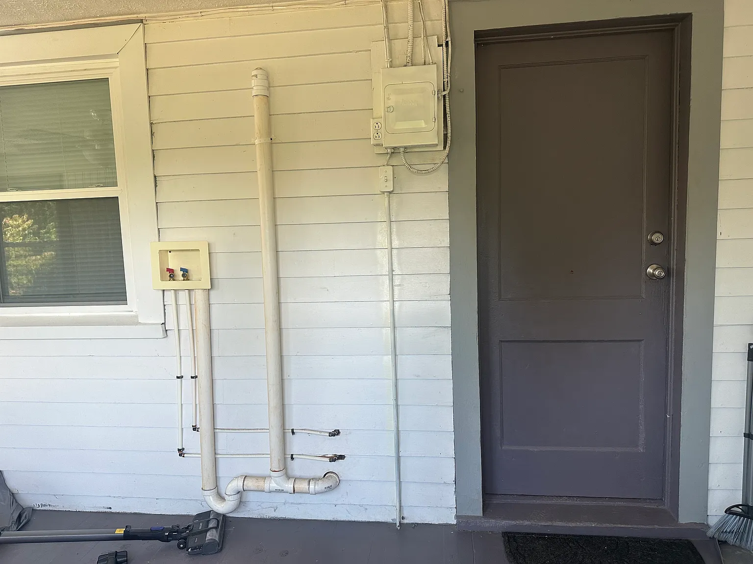 2 bed, 1500 sqft, $1,150 — Photo 2