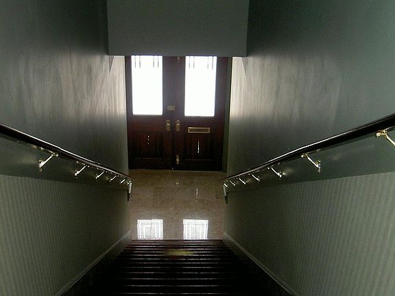3rd image of 1110 Montgomery St #B