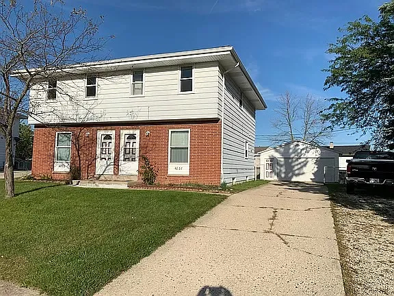 4835 44th Ct — Photo 1