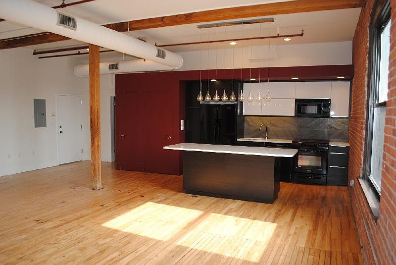 2nd image of 236 Brighton Ave #3