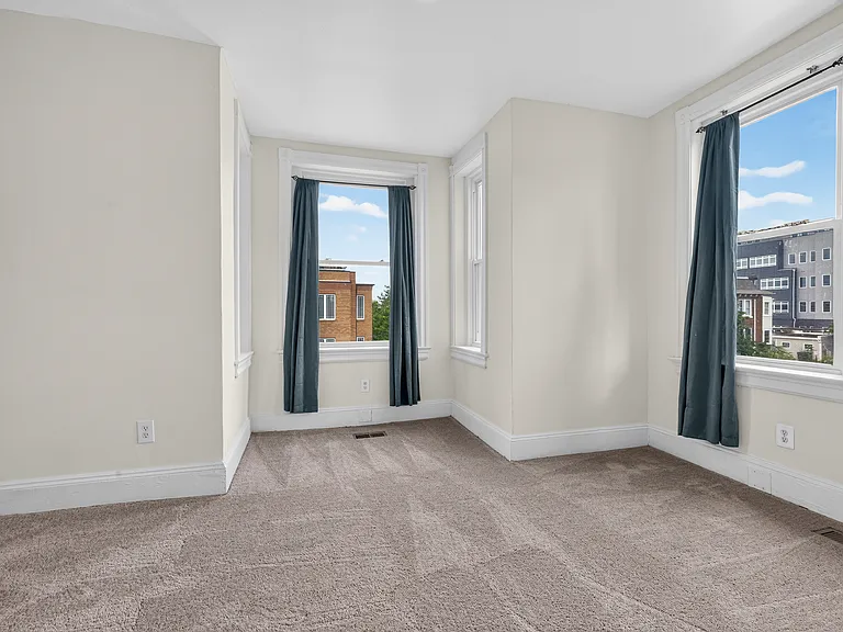 1252 E St NE #A — Photo 21