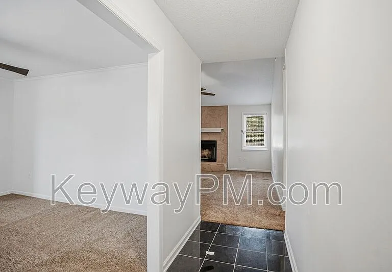3420 Linderwood Dr — Photo 6