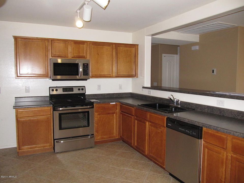 1st image of 1684 E Bradstock Way