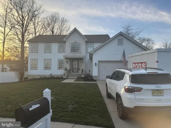 8 Marble Ct, Sicklerville, NJ 08081