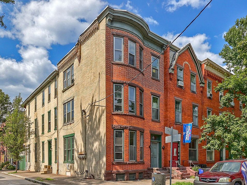 1st image of 208 Hamilton St APT 1