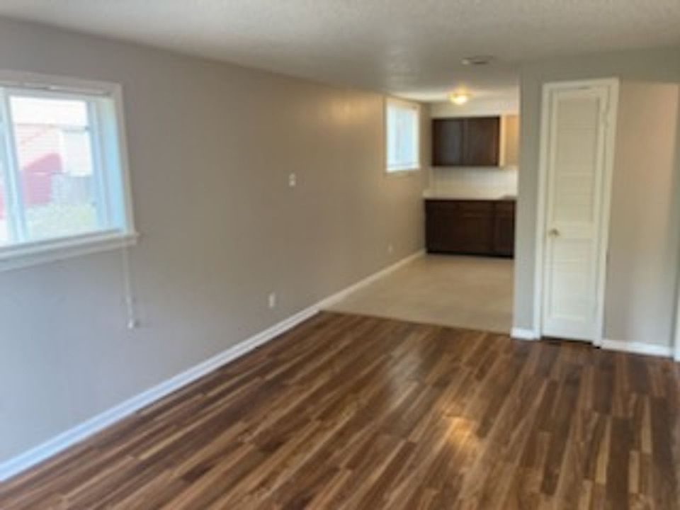 900 S 2nd St Apartment Rentals Versailles, MO Zillow