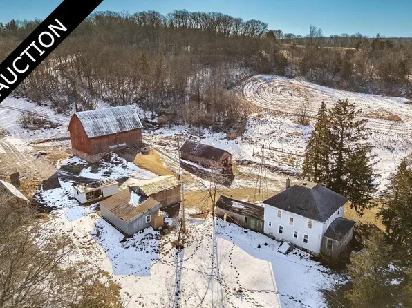 S5504 High Hill Drive, Baraboo, WI 53913