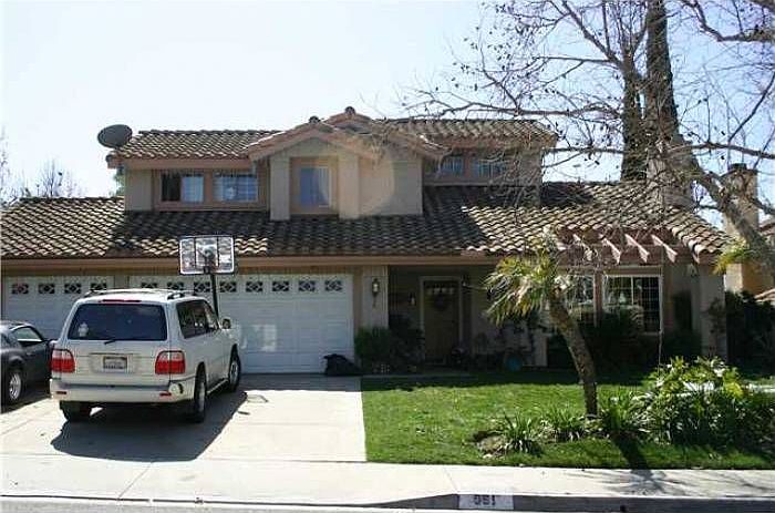 1st image of 961 Sugarloaf Dr