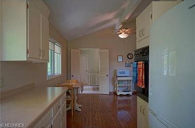 3rd image of 30216 Crestview Dr