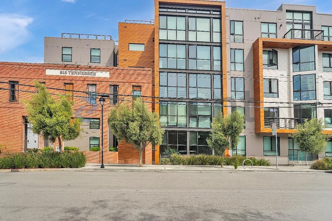 2 bed, 906 sqft, $6,500 — Photo 1