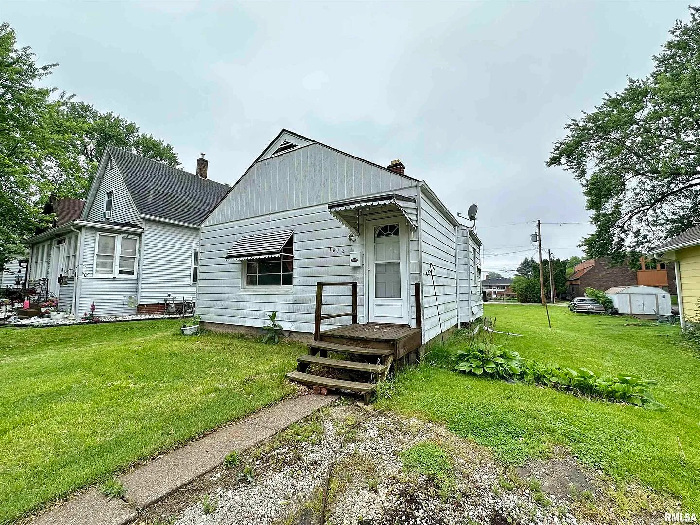 1812 40th St photo 1