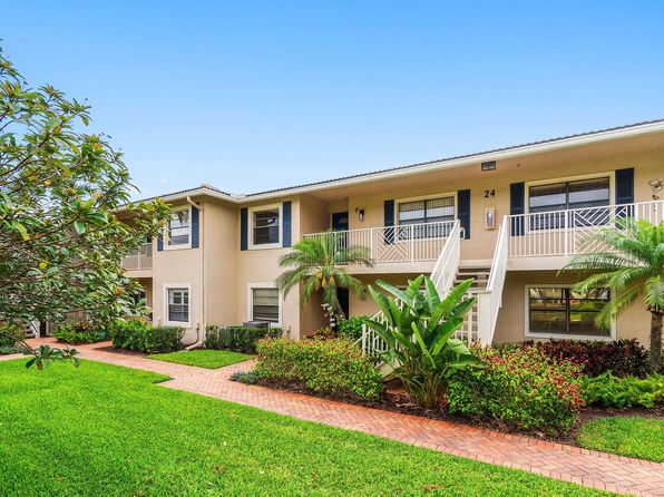 24 Stratford Dr E APT E