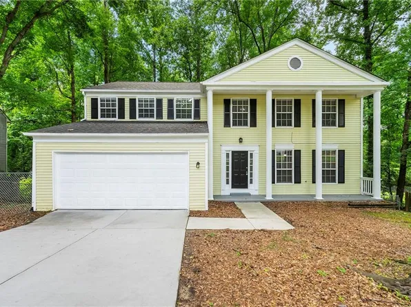 1386 Heritage Glen Dr, Marietta, GA 30068