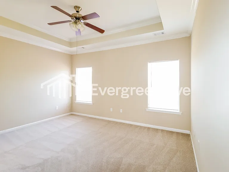 1798 Bradford Ln — Photo 9
