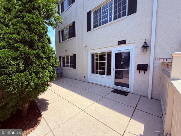 1425 N Van Dorn St #A, Alexandria, VA 22304
