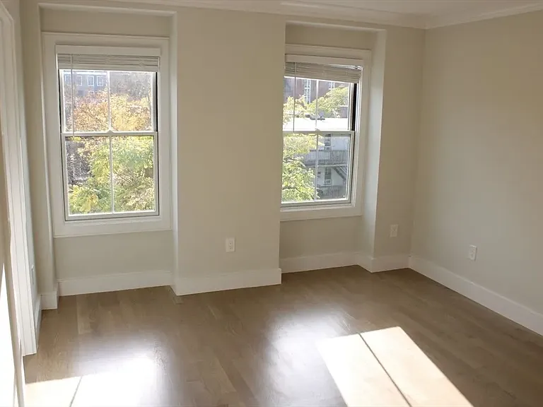 303 Maverick St #PENTHOUSE — Photo 9