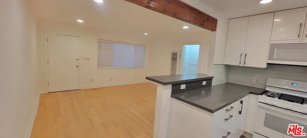 1 bed, 1.0 bath, 513 sqft, $2,850 — Photo 3