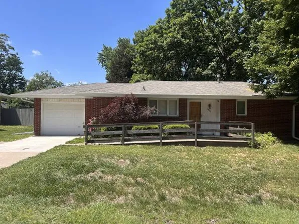 2966 Hubbell Ave, Des Moines, IA 50317