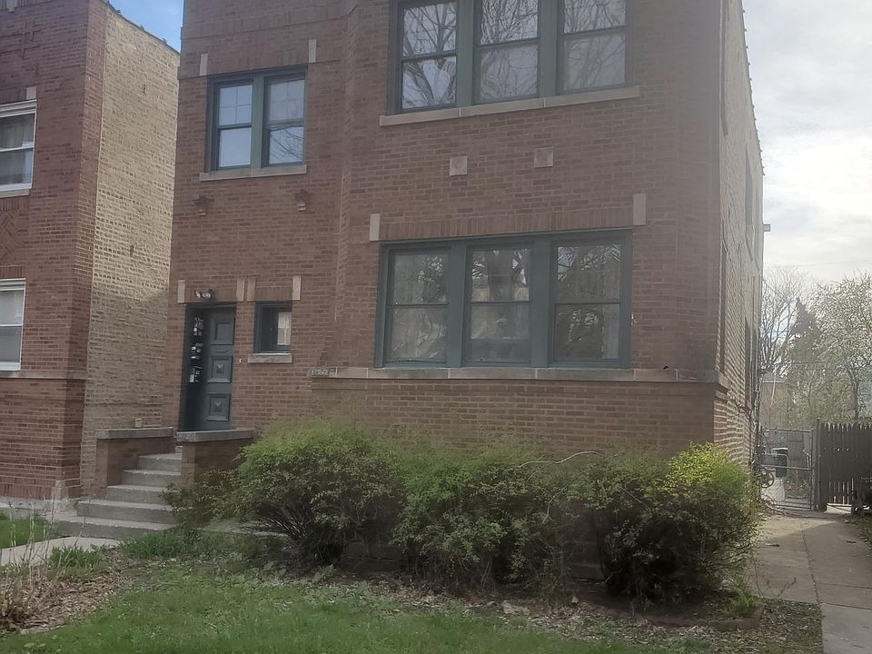 1st image of 6063 N Albany Ave #2