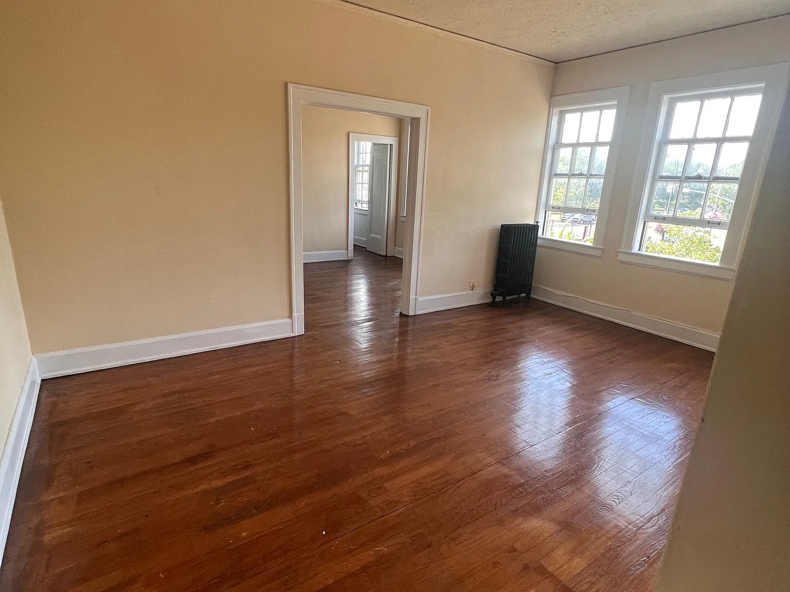 3427 Lee Rd — Photo 2