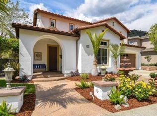 11 Silver Forest Ct, Azusa, CA 91702